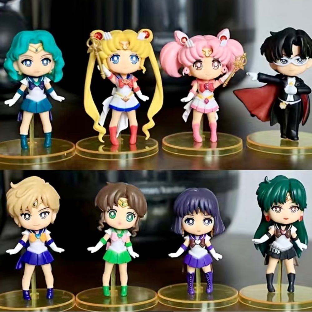 Sailor moon figure set